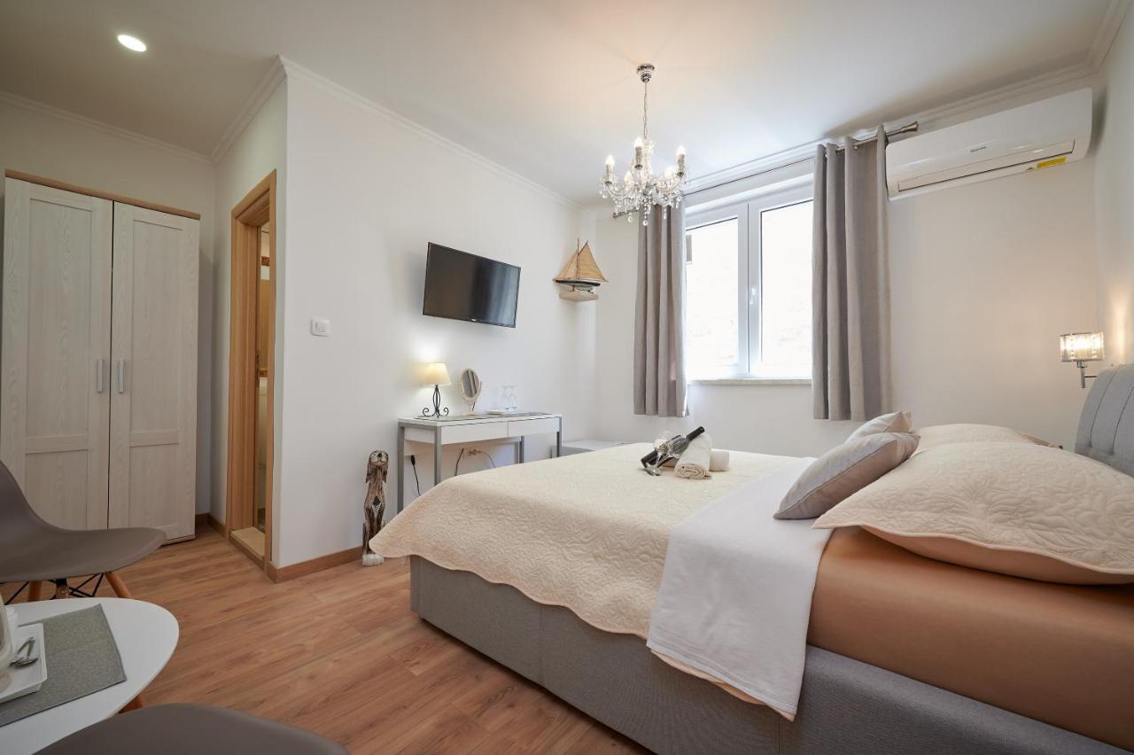 Rooms Antonio Трогір Екстер'єр фото
